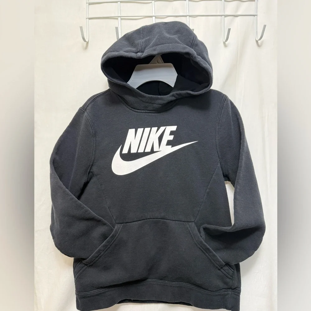 Nike black youth